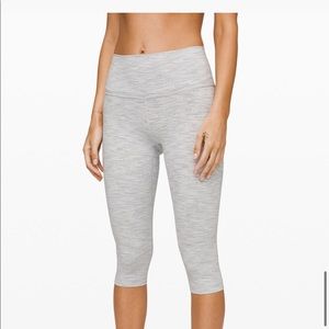 Wunder Under High Rise 1/2 Tight Luxtreme Size 6